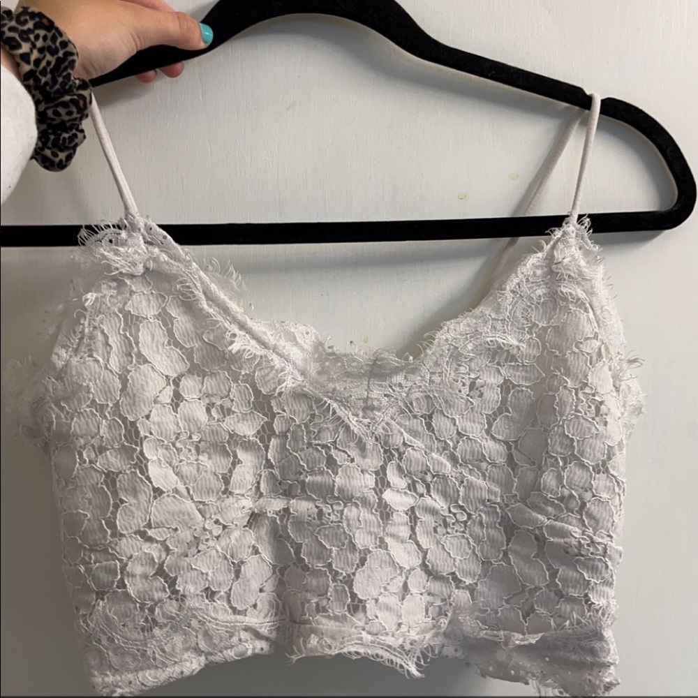 White crop top!